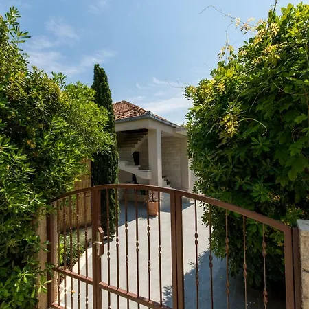 Ferienhaus Ruzmarin *