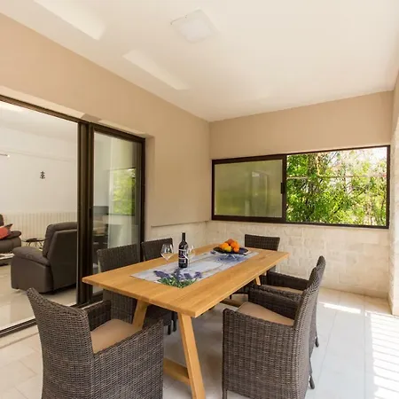 Ruzmarin Ferienhaus Trogir