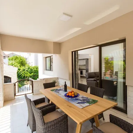 Ruzmarin Dom wakacyjny *