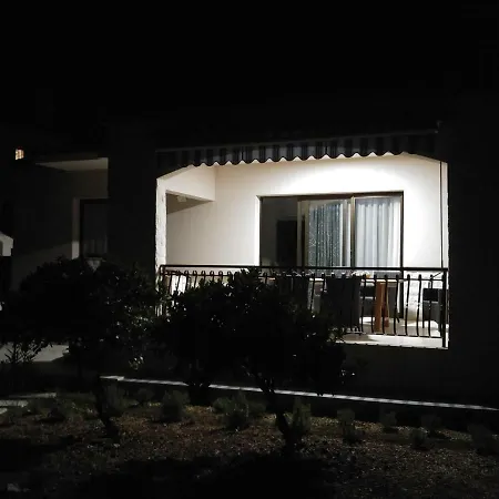Ruzmarin Tatil Evi